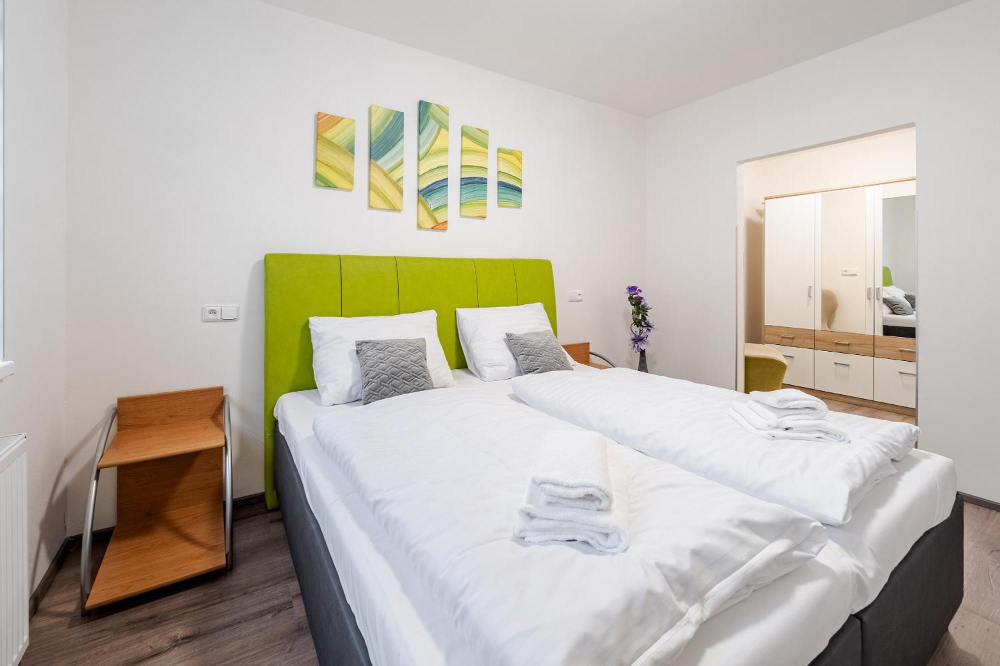 Private Luxury Apartments - Apartman G3 Frymburk Ngoại thất bức ảnh